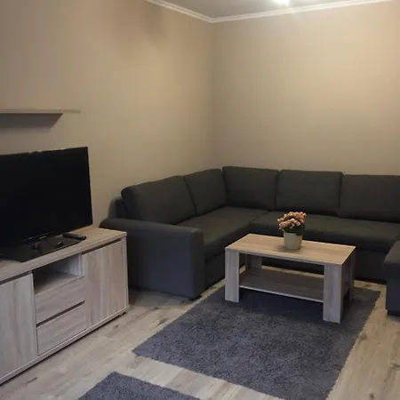Vass-lak Apartman ,tolna *